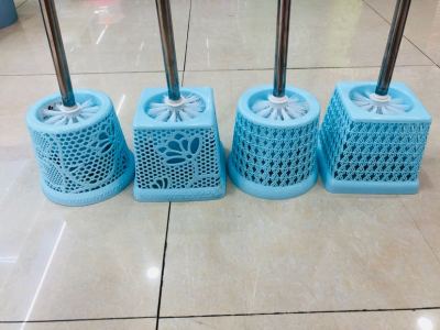 Manufacturers direct circular square hollow-out toilet brush a set