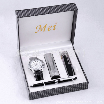 Manufacturers sell 4 pieces of men's business set exquisite watch omnipotent tools delicate flashlight export