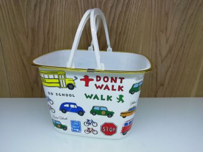 Hot foreign trade small size large cartoon car color plastic hand basket toy storage basket