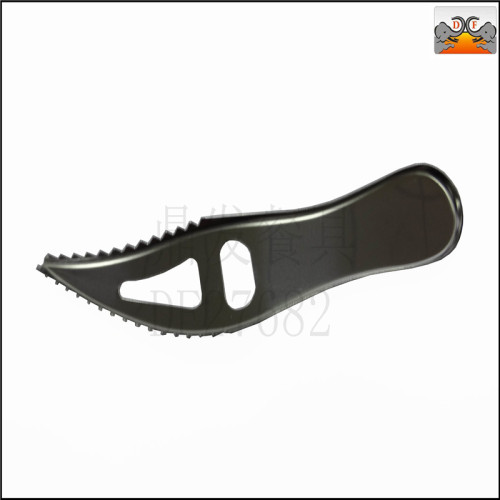 Df27682 Dingfa Stainless Steel Kitchen Hotel Supplies Tableware Diney Multi-Purpose Fish Scale Planer