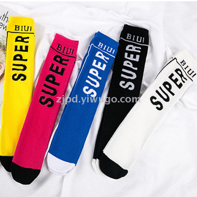 Children and adults of the spring and autumn super fashionable socks ins super fire socks in the European and American 