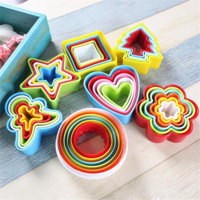 5Pcs/set Heart Cookies Cutter Molds Plastic Cake Mould Biscuit Plunger Forms For Cookies DIY Baking Tools