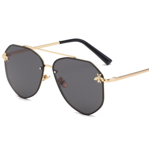 2019 little bee new sunglasses irregular polygon retro glasses european and american ladies outdoor sunglasses spot