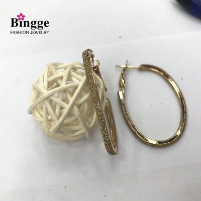 New Europe and the United States Export Trend Personality Iron Wire Electroplated Metal Stick Onion Skin Ear Ring quickly sell hot wholesale
