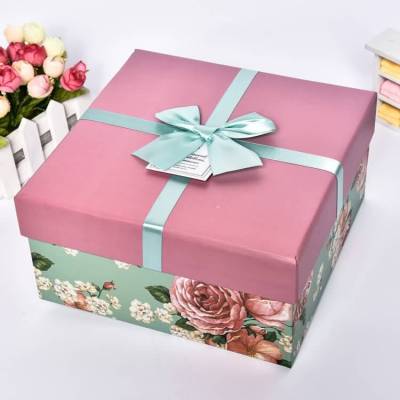 New Boutique High-Grade Gift Box Fashion Small Fresh Gift Box Paper Box Paper Packaging Spot Customization