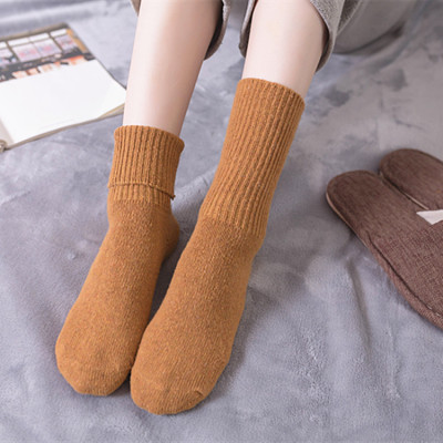 Fashionable woollen stockings for ladies of autumn and winter. Thick thread to keep warm