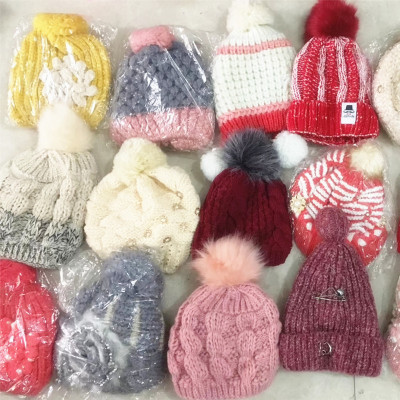 Autumn and winter Korea version of adult knitting hat lady 10 yuan model knitted hat gifts stall gifts special