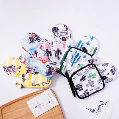 Microwave Oven Gloves Mat Heat Insulation Gloves Mat Oven Glove Pad