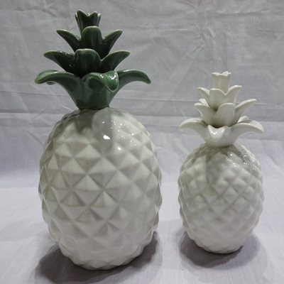 Manufacturers supply ceramic pineapple furnishings four sets of simple modern pineapple crafts 