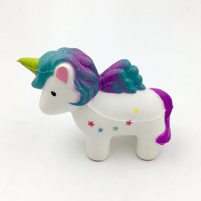 The new four-legged equine unicorn star flying horse Squishy is a ceramic imitation of the animal