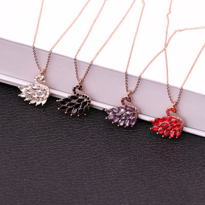 Japanese and Korean New Titanium Steel Necklace Black Swan Four-Color Pendant Simple Fashion Short Necklace Diamond 18K Rose Gold