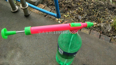 Single - head portable pull rod sprayer beverage coke bottle universal pull rod reciprocating spray gun gardening tool