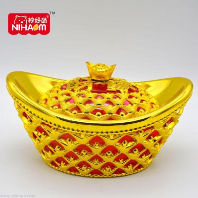 Xingdalong New Year goods, 26 cm, 21 cm, hollow gold ingots.