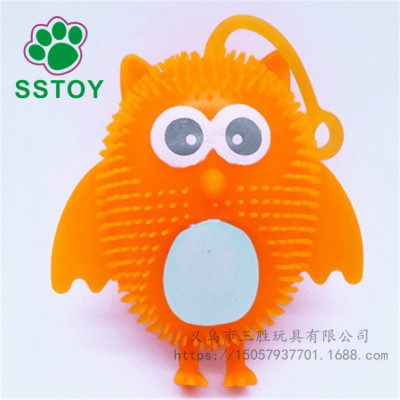 Manufacturers direct sale 2018 new flash sound whistle owl animal toy massage ball hot sale products