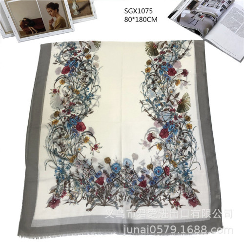 2019 new satin printing fashionable all-match printed scarf beach towel