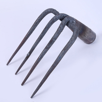 Agricultural tools and tools reinforced claw head forging three years Agricultural small rake head garden tools, wooden handle, iron rake head