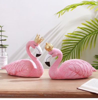 Nordic Style Ins Large Crown Couple Flamingo Ornament Creative Home TV Counter Resin Decorations