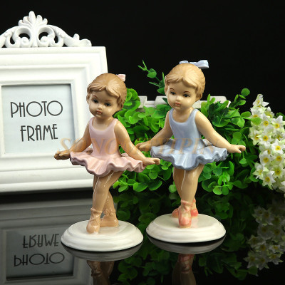 Fashion wedding gift ceramic hand-painted handicraft home decoration creative decoration decorated a ballet girl
