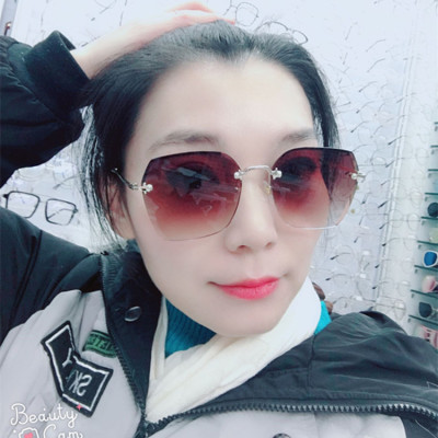 American and European rimless sunglasses Korean version of fashion fashion light sunglasses women