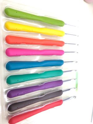 Manufacturers direct selling candy color knitting tools crochet sweater TPR handle soft handle