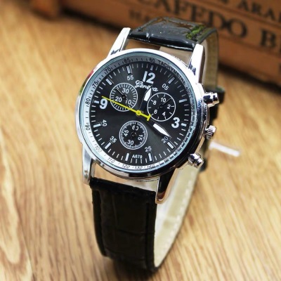 Korean version of men's watch fashion real belt mechanical quartz watch students Korean simple quartz watch