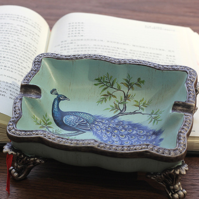 Manufacturers direct hand-painted blue bottom blue feather bird ashtray home furnishing ceramic crafts wholesale