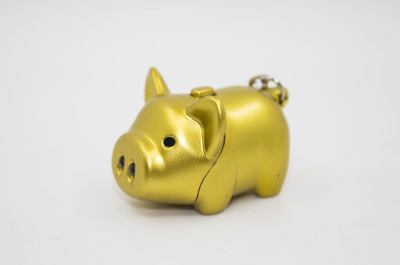 2019 hot style year of the year 5 pig gold pig silver LED luminescent sound key ring pendant mobile phone bag gift