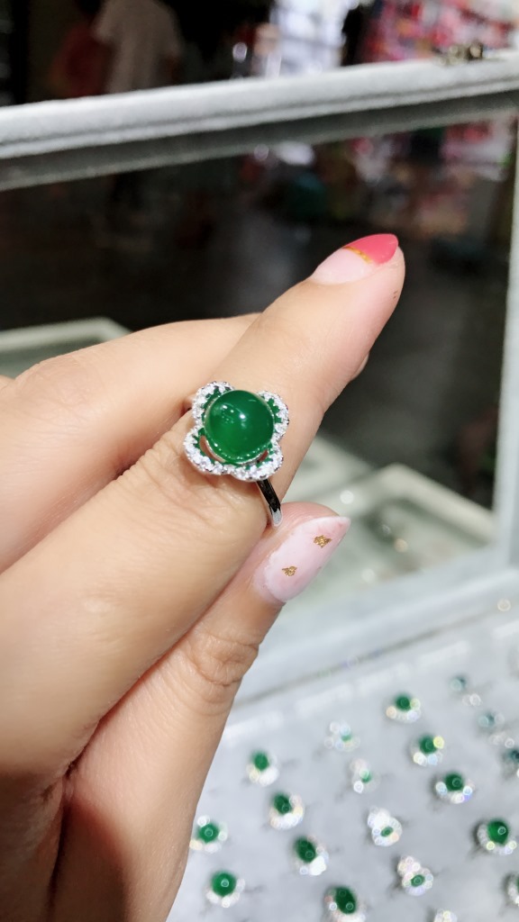 Product Image Gallery