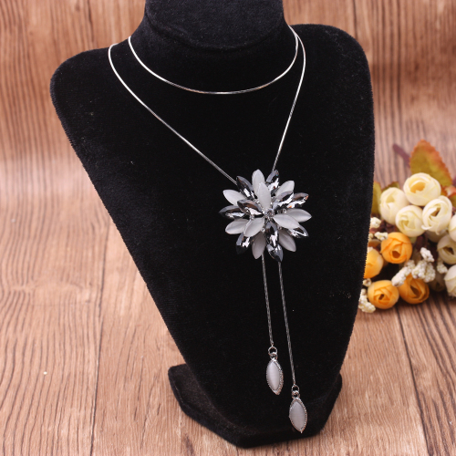 10 Yuan Jewelry Supply Sweater Chain Long Simple All-Match Korean Internet Celebrity Same Style Elegant High-End Necklace Female Accessories