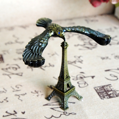Metal handicraft furnishing iron tower balance bird home decoration furnishing