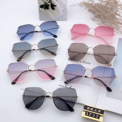 2019 new rimless sunglasses light shades UV400