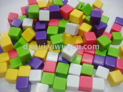 Yiwu gambling ghost blank dice, acrylic square horn smooth color, 16 mm color blank screen