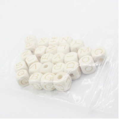 12 mm log color letter bead box bead bead. English environmental protection, send wooden bead