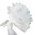 The white bride doesn a bouquet of European and American gauze wedding bouquet