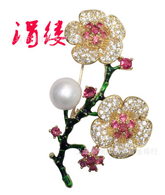 Fashion atmosphere micro inlay zircon Fa Lang process wintersweet pearl brooches open - necked shirts chain. The scarves buckle, suit deserve to act the role of a corsage