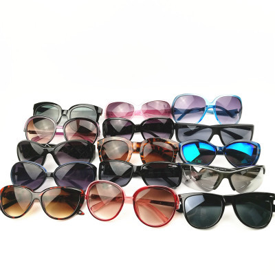 Sunglasses wholesale fashion gifts booth goods men and women sunglasses