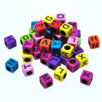 Children 's puzzle DIY loose beads acrylic beads 6 mm square real color 26 English letters bead wholesale