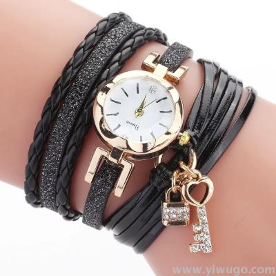 2019 new fashion winding three-ring key chain pendant multi-level ladies bracelet watch with long strap watch