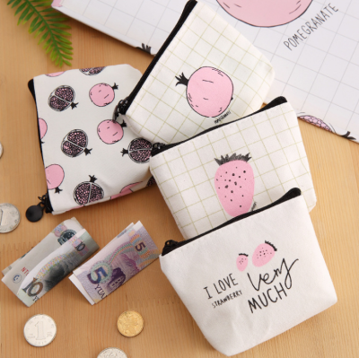 Canvas change purse strawberry change purse small fresh Japanese and Korean hand bag cosmetic bag storage bag