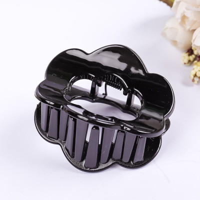 Hollow out small clip hair jewelry lady dish hair modeling pure color Korean version fashion acrylic hair grab clip hair ornaments