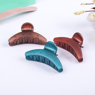 2019 new small commodity 2 yuan store wholesale factory direct selling jewelry source exquisite to the product solid color big point hairpin