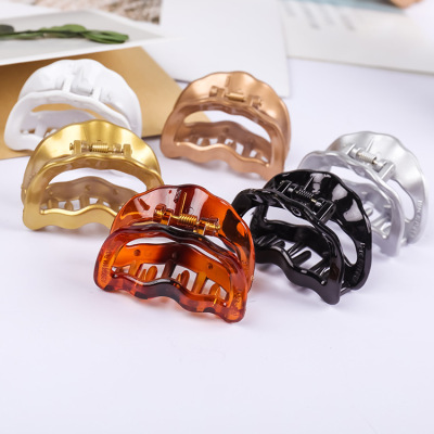 Small pure color simple hollow out clip top clip headwear Korean version fashion acrylic pure color manufacturers direct hair card