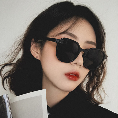 New web celebrity sunglasses women's fashion Korean version sunglasses small face retro glasses