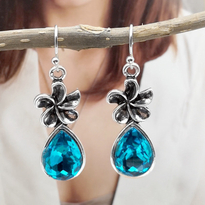 Rongyu hot sale fashion new earrings crystal Waterdrop eardrops 