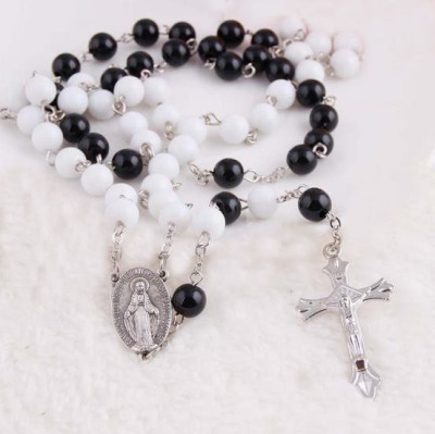 Cross Beads Religious Catholic Ornament Black and White Acrylic Beads Ornament Wholesale Rosary
