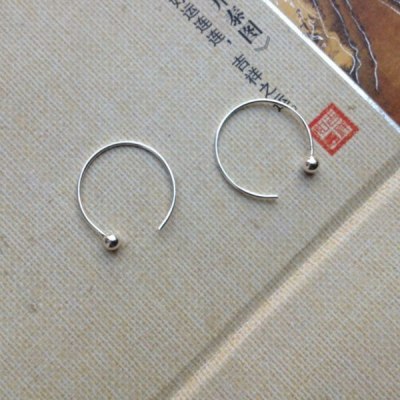 The S925 pure silver hook earring pure silver round ball earring ring earring creative earring accessories warship