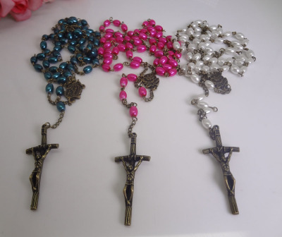 Religious ornament Christian rosary necklace olive pearl rosary cross necklace is available in 3 colors