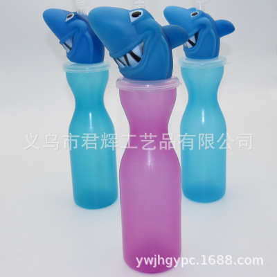 Cartoon colored Animal Cup Creative shark head straw cup PET Animal Cup Children's sports Water Cup