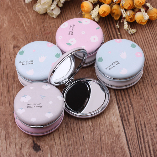 Portable Mini Mirror Foldable Portable Princess Mirror Girl Heart Cute Cartoon Double-Sided Makeup Mirror