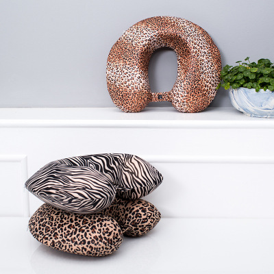 The Spring of 2019 the new leopard print pillows spandex flat memory neck pillow travel pillow wholesale manufacturers direct wholesale
